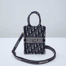 Christian Dior Shopping Bags